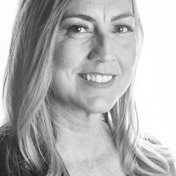 Meet your Posher, Patricia - Picture 1 of 16